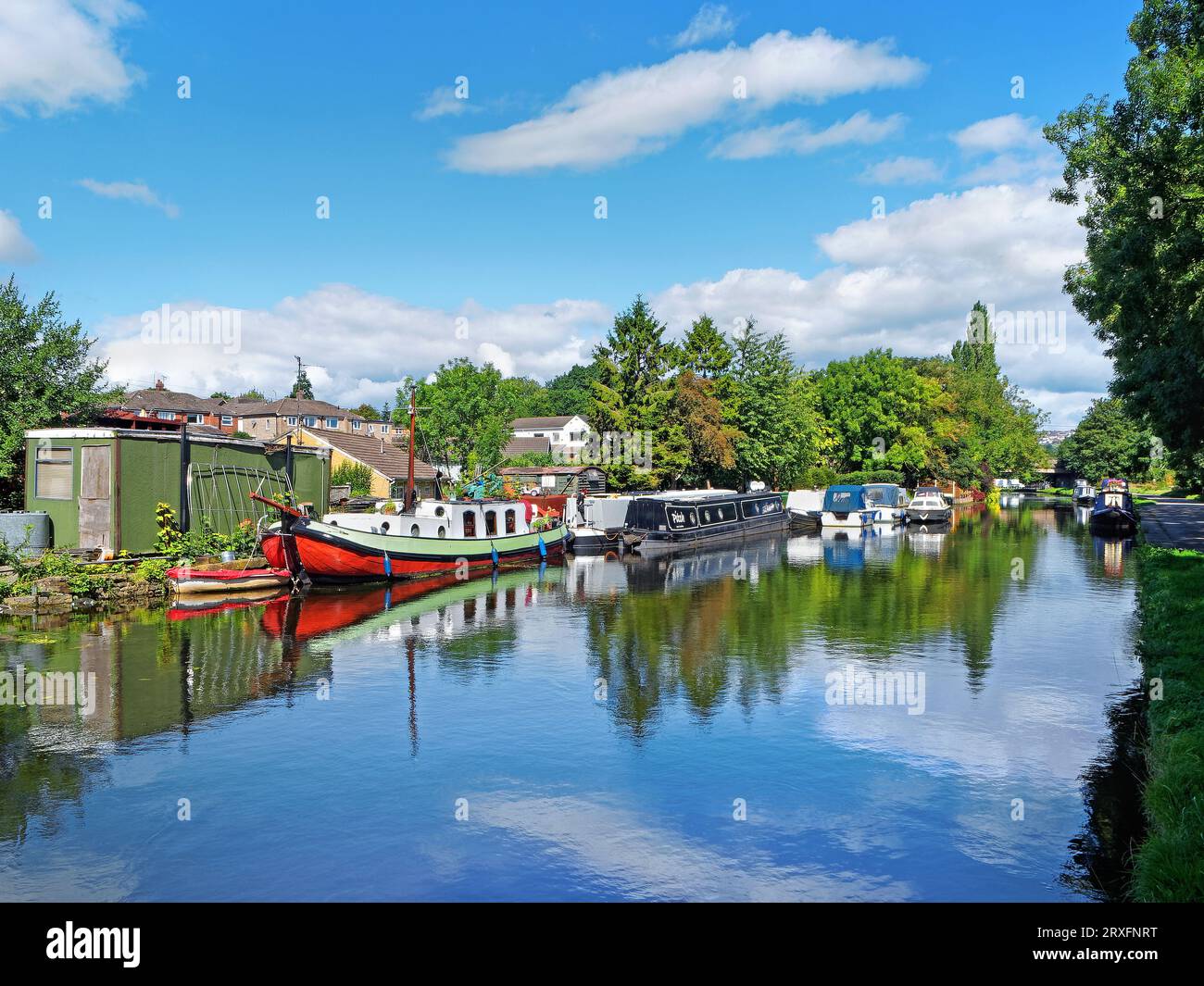 UK, West Yorkshire, Leeds, Rodley, Leeds et Liverpool canal à Rodley Barge Banque D'Images