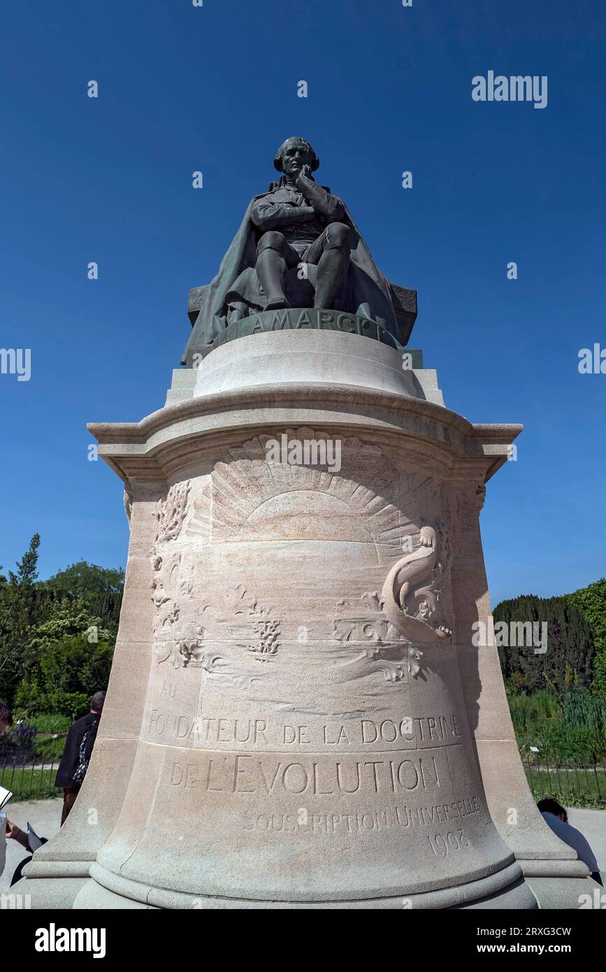 Statue de Jean Baptiste de Lamarck, botaniste français, zoologiste, 1744-1829, Paris, France Banque D'Images