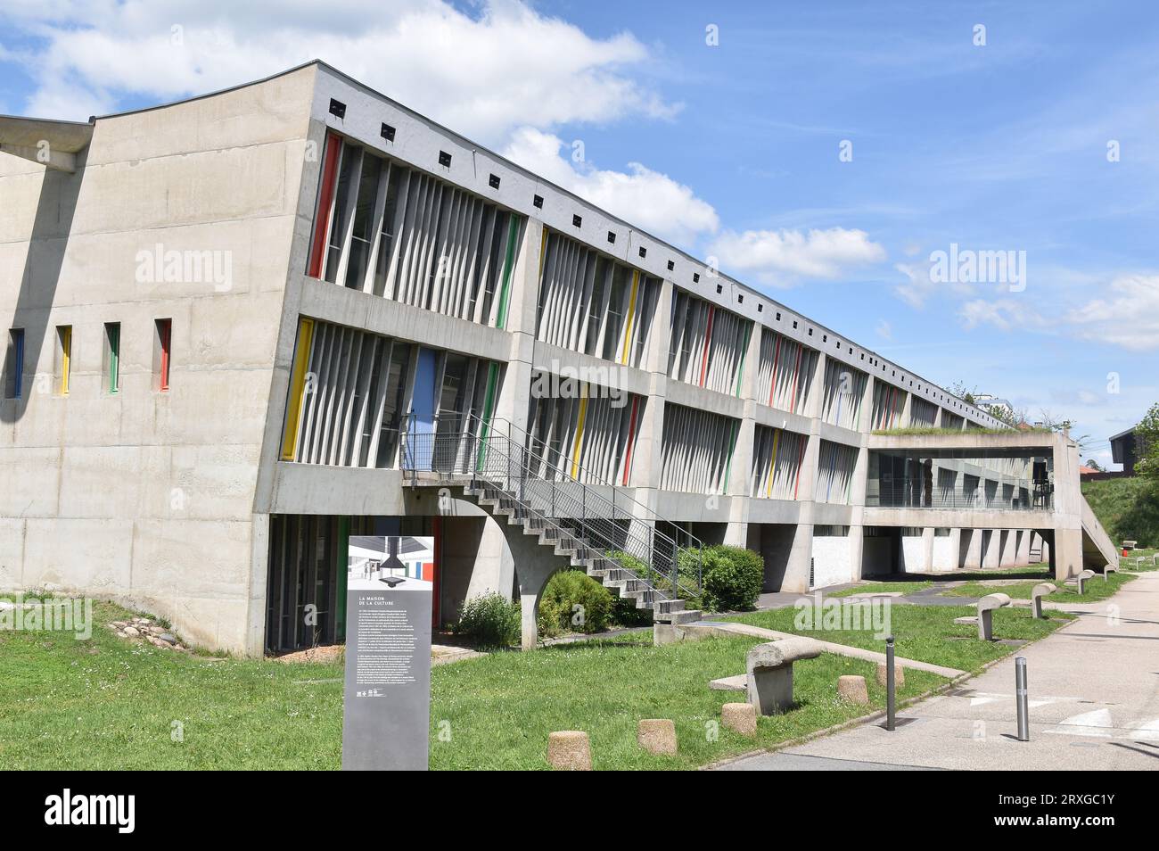 Maison de la Culture de Firminy, un centre culturel, faisant partie du schéma directeur de Firminy-Vert, architecte le Corbusier, un site classé au patrimoine mondial de l'UNESCO Banque D'Images