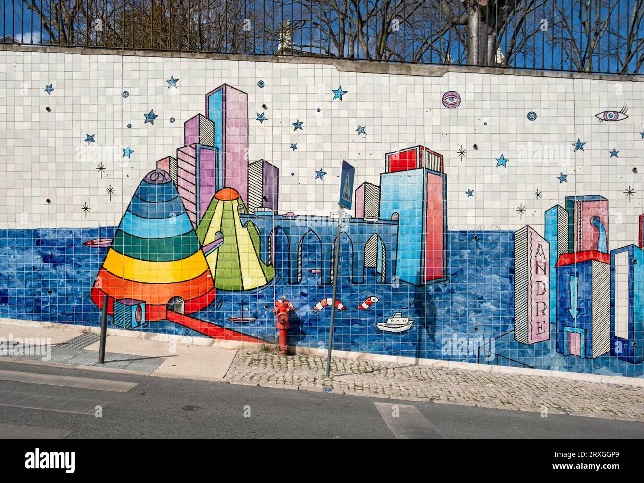 Botto Machado Garden, murale murale murale de carreaux peints par André Saraiva, Lisbonne, Portugal Banque D'Images
