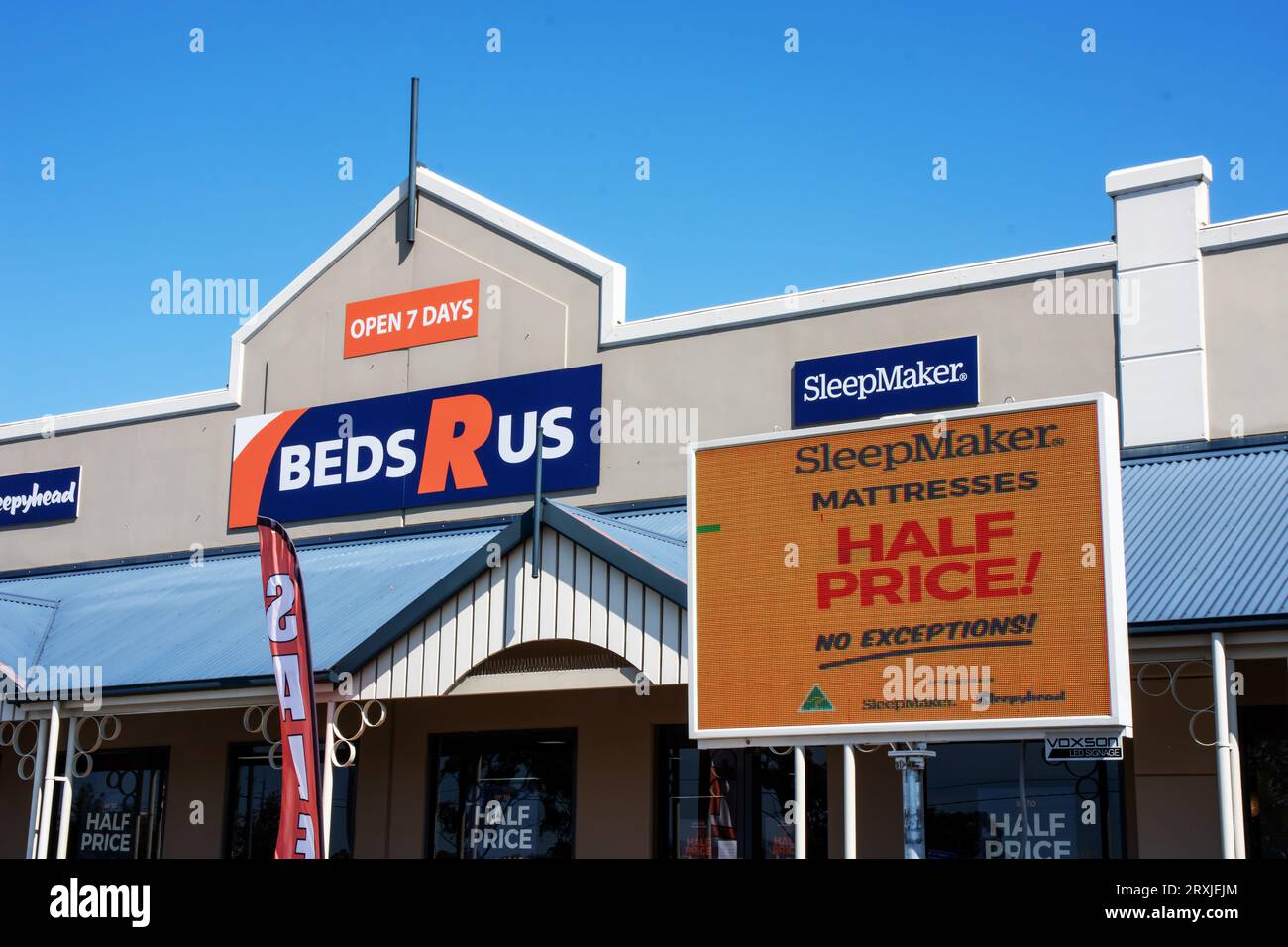 Magasin de détail BESA R US sur Goonoo Goonoo Road Tamworth Australie. Banque D'Images