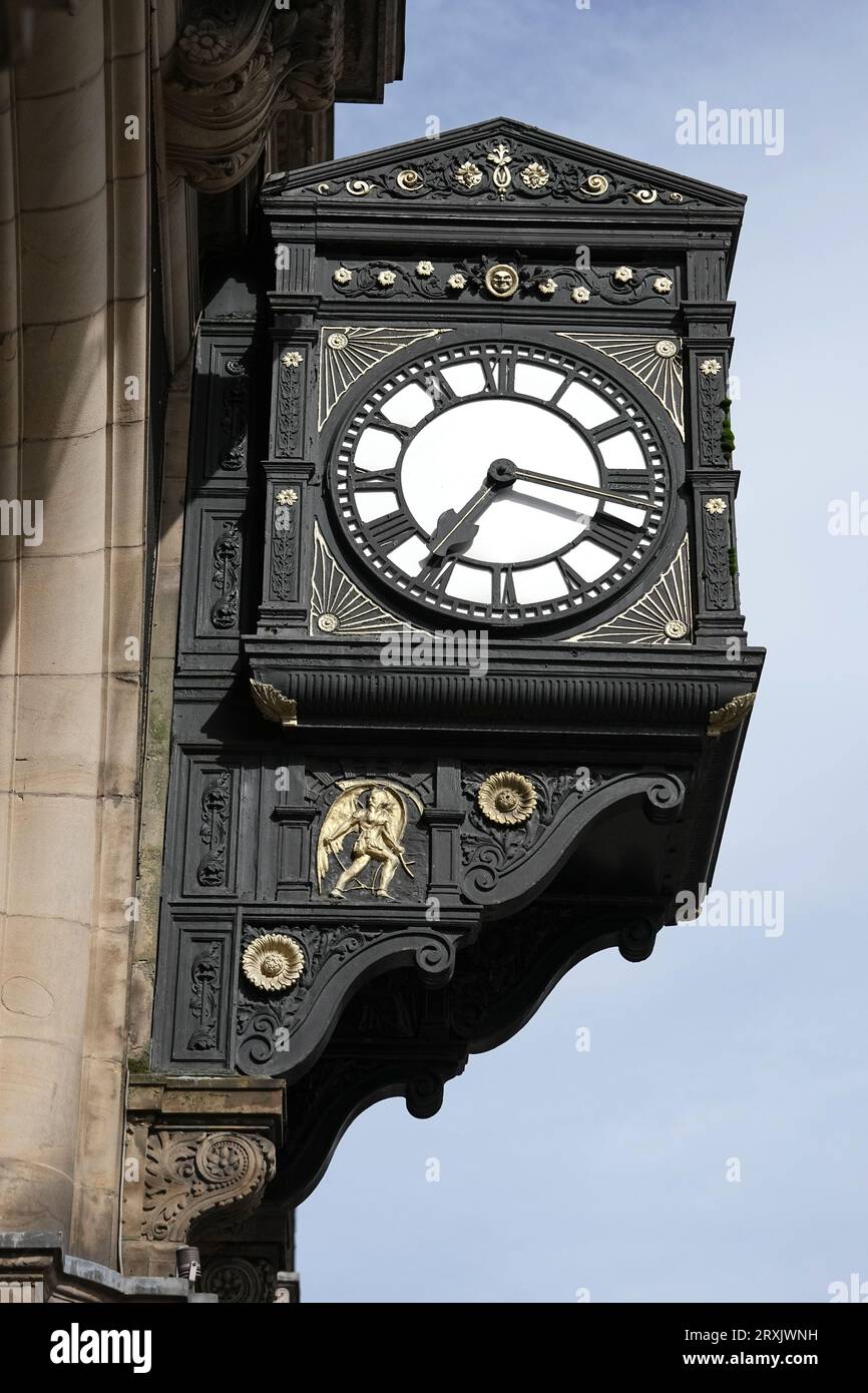 Réveil à l'avant de l'ancienne gare d'échange de Liverpool Banque D'Images