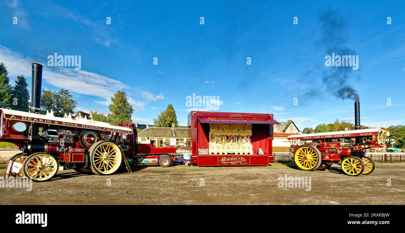 Bateau de Garten rallye à vapeur deux moteurs de traction spectaculaires et un orgue à vapeur Gavioli & Cie Banque D'Images