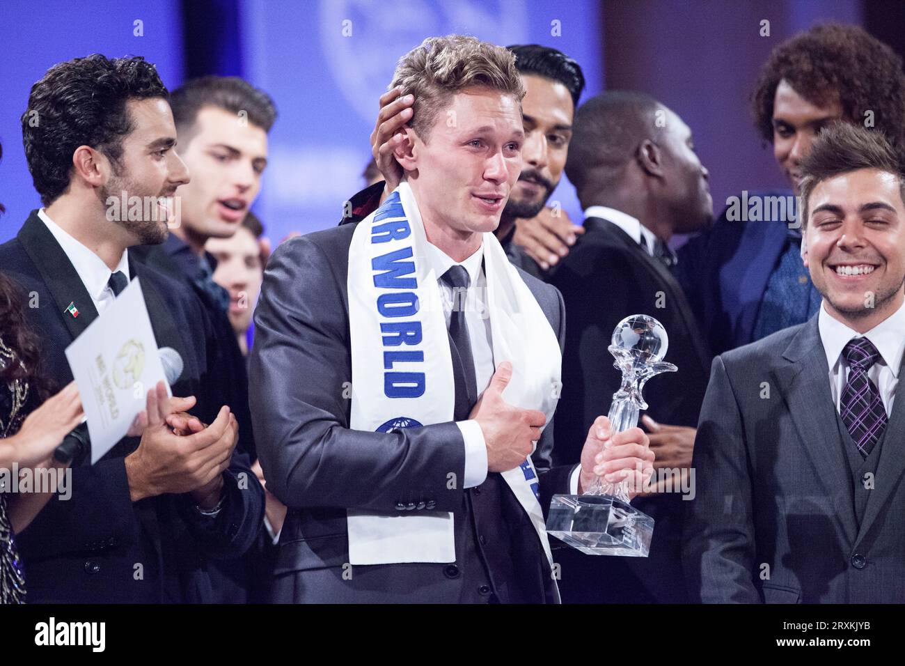 Nicklas Pederson (M. Danemark) remporte M. World au Riviera International Centre Torquay 2014 Banque D'Images