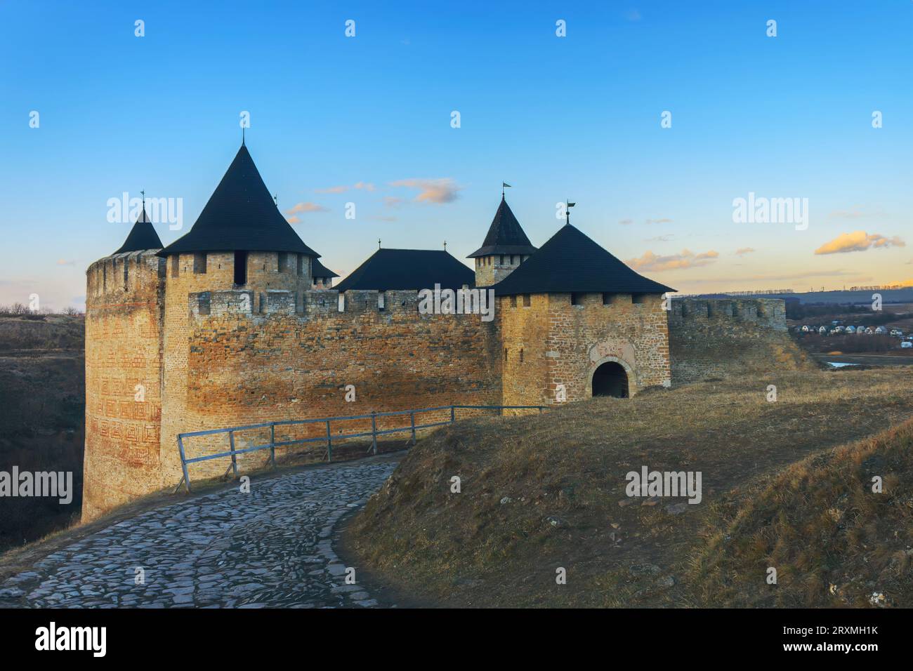 Ancienne forteresse à Khotyn. Ukraine Banque D'Images