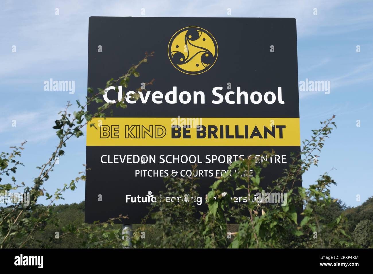 École Clevedon à Clevedon Somerset. L'école connaît des problèmes avec le ciment d'alumine élevée ou HAC qui signifient que 22 salles de classe sont hors d'usage. Des salles temporaires et des chapiteaux sont en cours de mise en place. 26 septembre 2023 Banque D'Images