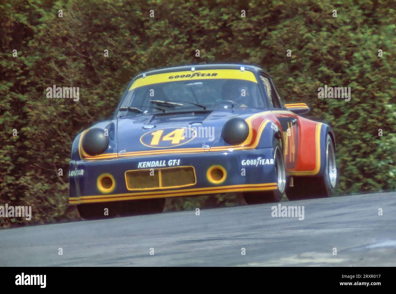 Al Holbert dans une Holberts Porsche + Audi Porsche 911 Carrera RSR à la course Mosport IMSA Camel GT Challenge 1975, a commencé 2e, terminé 9e. Banque D'Images
