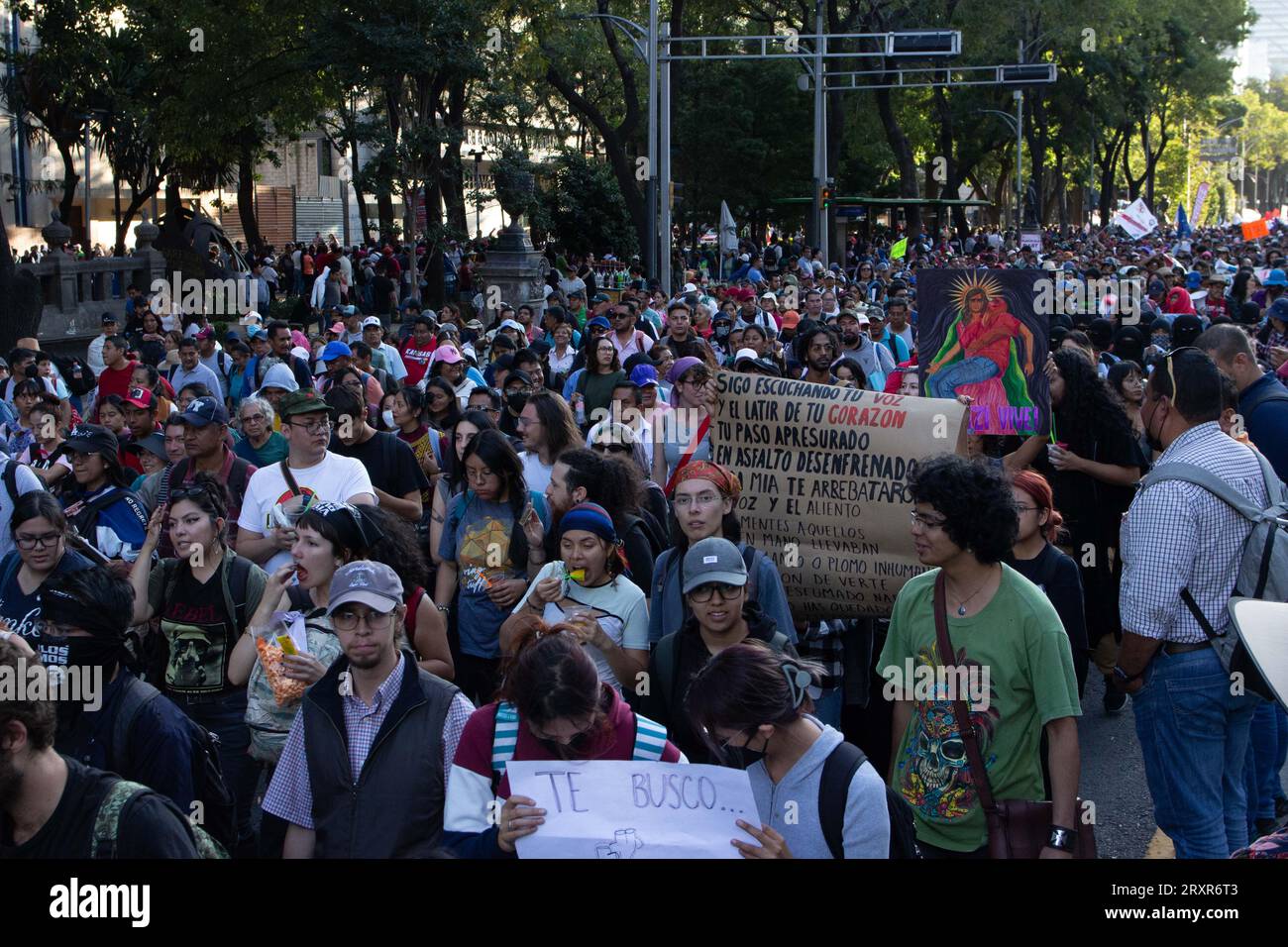 Manifestations à Mexico à l'occasion du 9e anniversaire des 43 étudiants disparus d'Ayotzinapa. 26 septembre 2023 Ciudad Mexico Banque D'Images