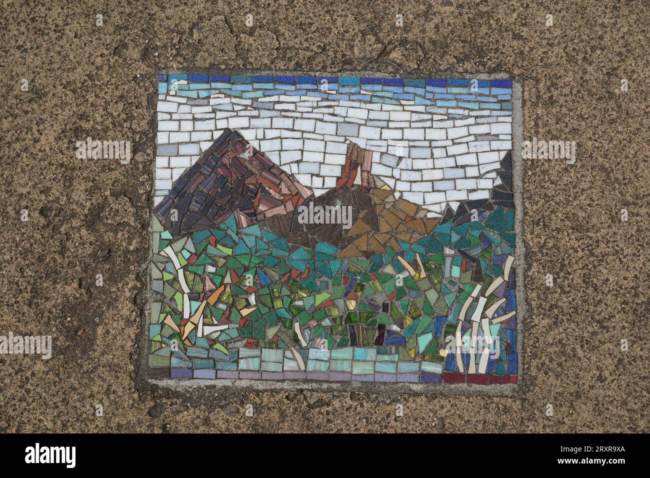 mosaïque de la vue de mt coonowrin et mt beerwah dans glass house mountains national park, queensland, australie Banque D'Images