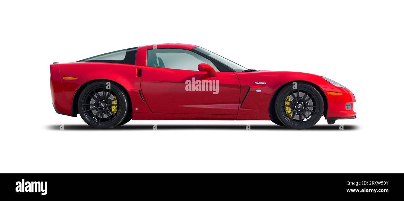 Chevrolet Corvette Z06 voiture de sport, vue latérale isolée sur fond blanc Banque D'Images