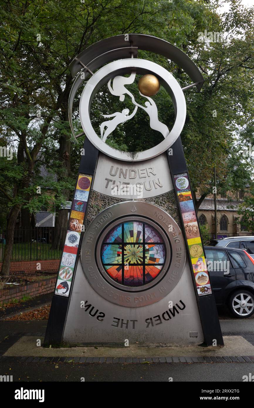 Sculpture Under the Sun, Soho Hill, Handsworth, Birmingham, West Midlands, Angleterre, Royaume-Uni Banque D'Images