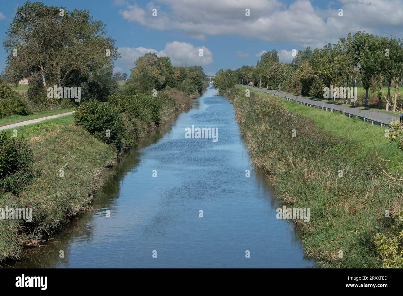 Canal de Lovaart en Belgique Banque D'Images