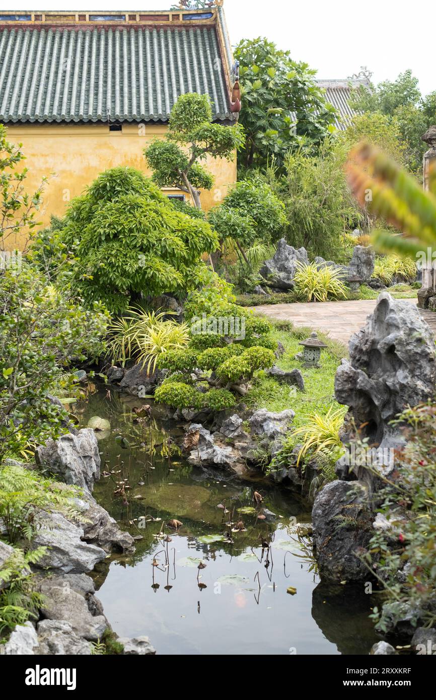 Jardin dans la ville impériale de Huế, Vietnam Banque D'Images