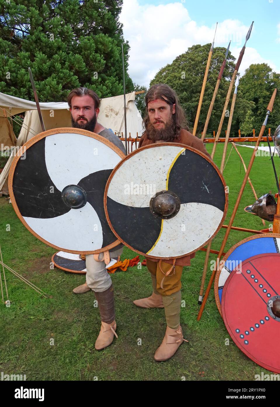Wirhalh Skip Felagr Vikings au festival Thelwall 1100 Years du 9 au 24 septembre 2023 Journée de l'histoire et du patrimoine, Warrington, Cheshire, Angleterre, WA4 2SU Banque D'Images