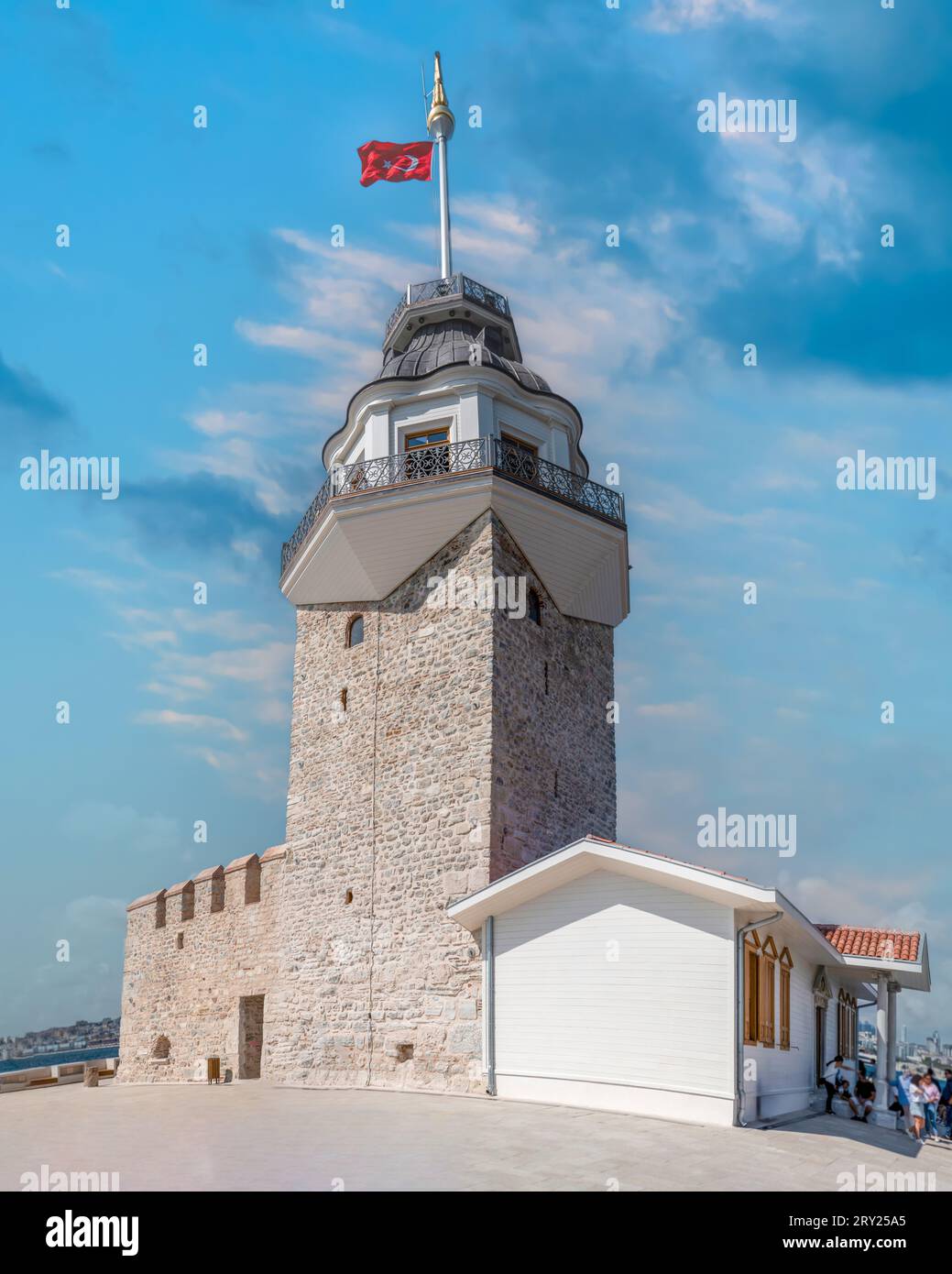 Vue rapprochée de la Tour de la Maiden (turc : Kız Kulesi), également connue sous le nom de Tour de Leandre. Istanbul, Turquie. Banque D'Images