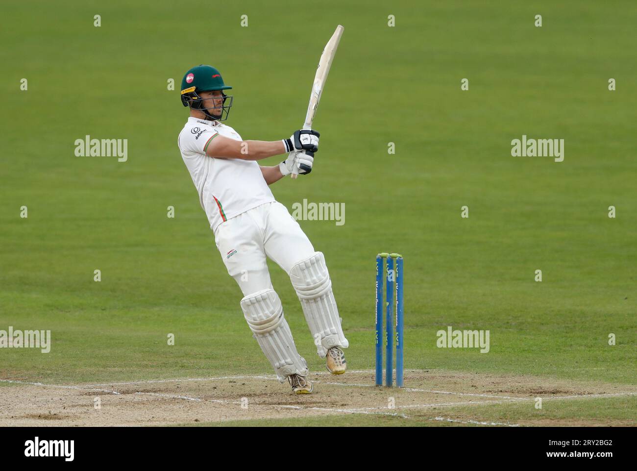 Will Davis du Leicestershire franchit une frontière lors de la troisième journée du LV= Insurance County Championship Match au Seat unique Riverside, Chester-le-Street. Date de la photo : jeudi 28 septembre 2023. Banque D'Images