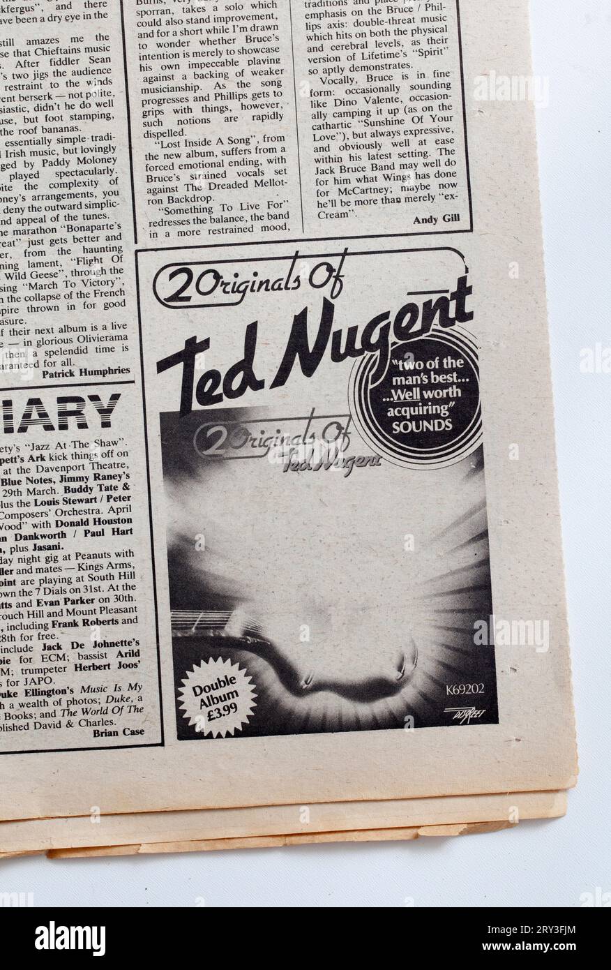 Publicité pour Ted Nugent LP dans le numéro des années 1970 de NME New musical Express Music Paper Banque D'Images