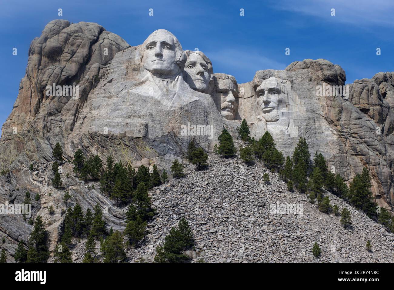 Le monument commémoratif national du mont Rushmore est une sculpture colossale sculptée dans la face granitique du mont Rushmore. George Washington, Thomas Jefferson, Theodore Banque D'Images