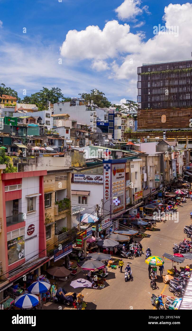 Maisons dans le centre de Dalat, Vietnam Banque D'Images