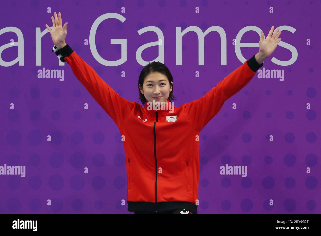 Hangzhou, Chine. 30 septembre 2023. Rikako Ikee (JPN) natation : cérémonie de remise de la médaille papillon du 50m féminin au Centre sportif olympique de Hangzhou Aquatic Sports Arena pendant les Jeux asiatiques de 2022 à Hangzhou, Chine . Crédit : Naoki Morita/AFLO SPORT/Alamy Live News Banque D'Images