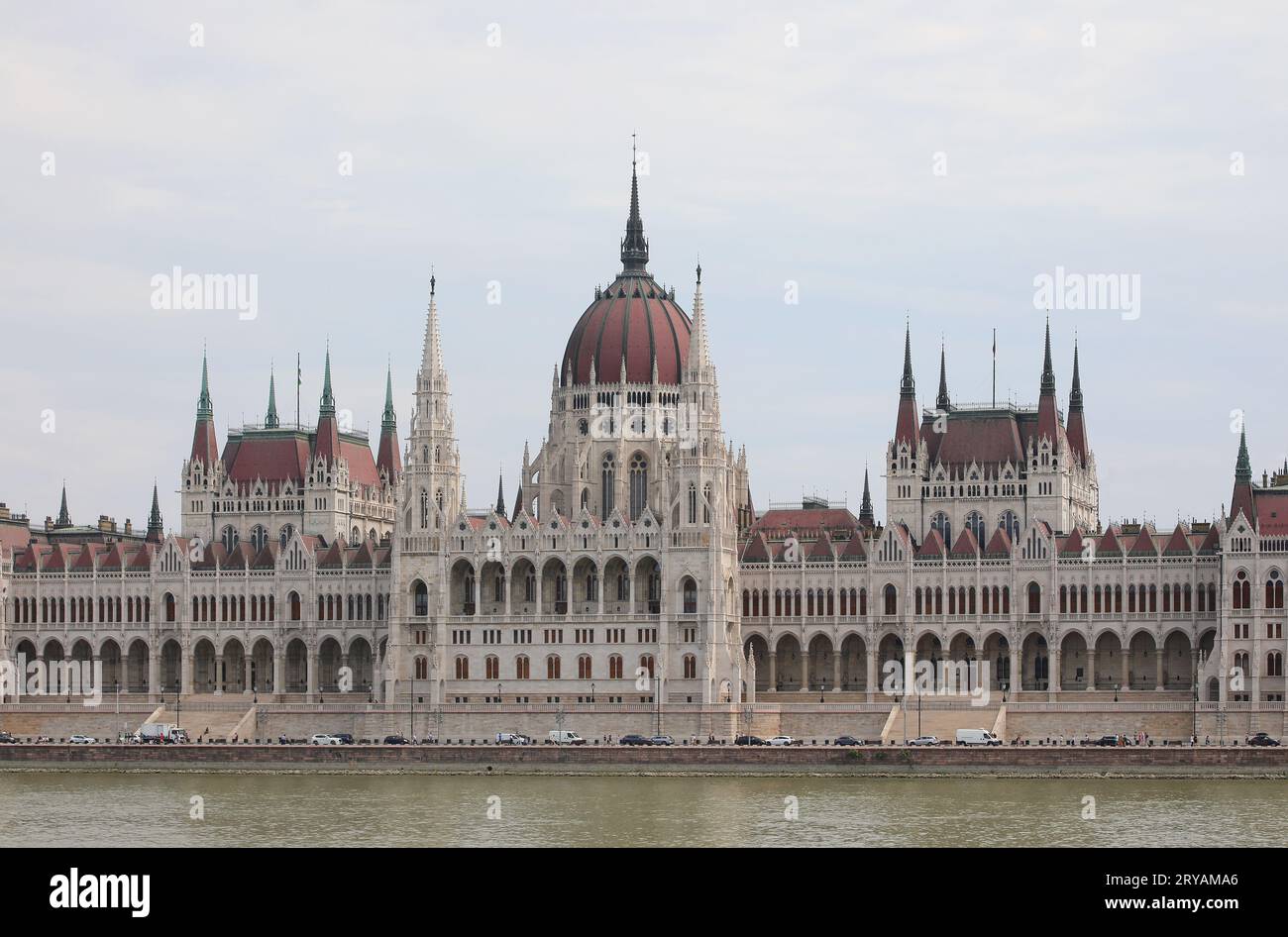 Budapest, B, Hongrie - 18 août 2023 : Parlement hongrois et Danube Banque D'Images