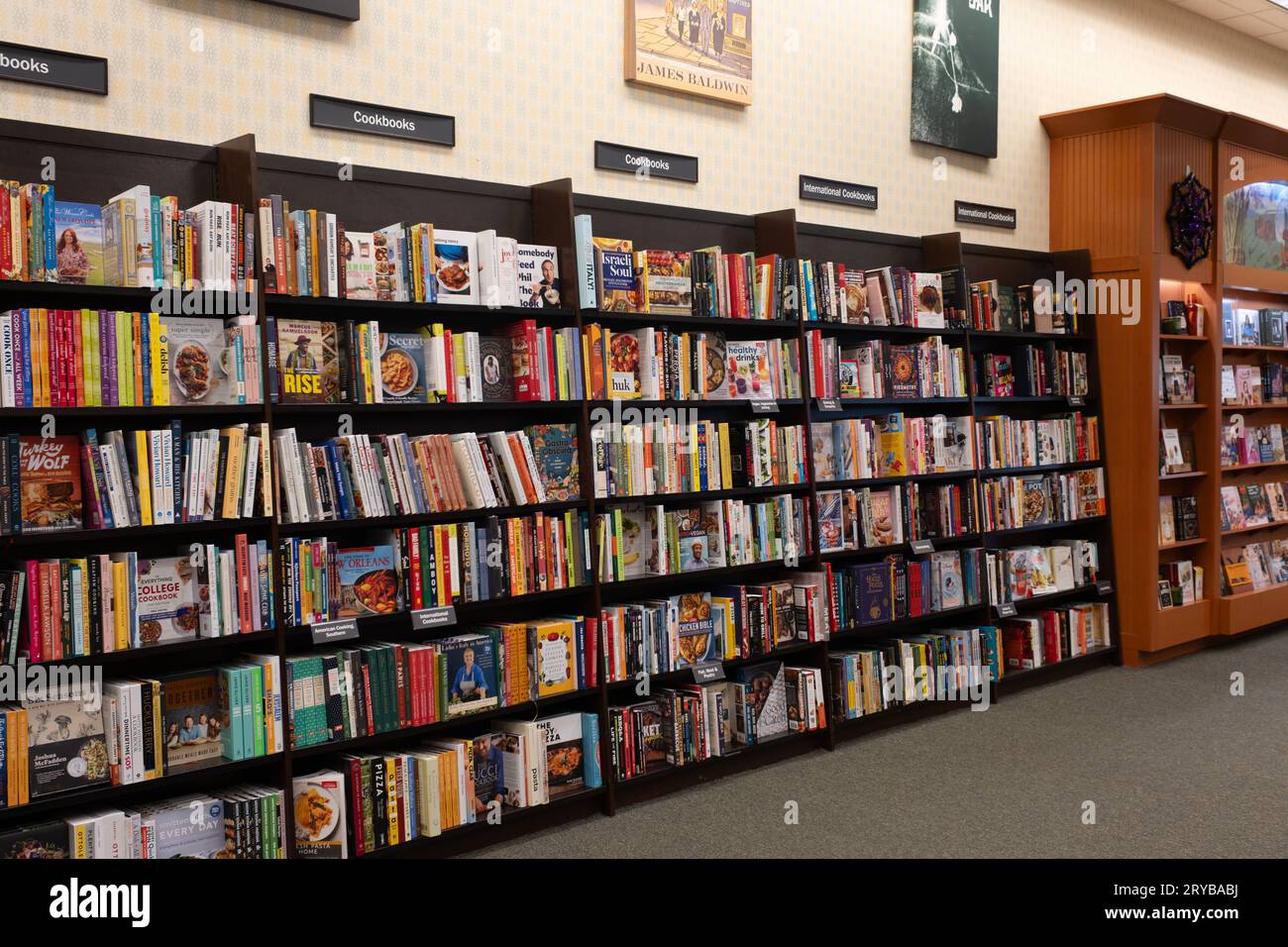 Livres de cuisine en vente dans une librairie Barnes and Noble Banque D'Images