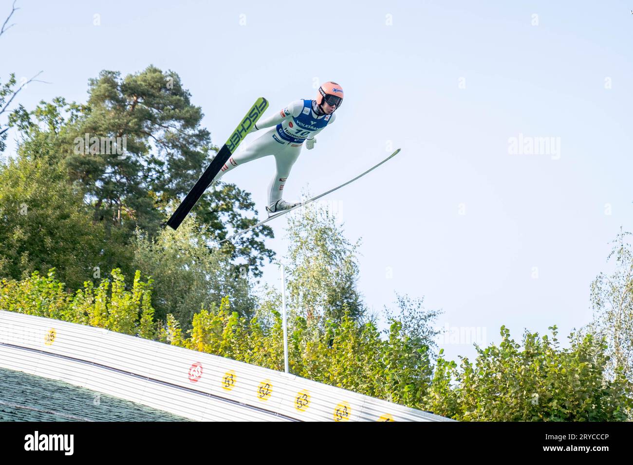 Hinzenbach, Autriche. 30 septembre 2023. Grand Prix d'été FIS Skisprung se déroulant sur la colline de saut à ski près d'Eferding, Austrias Stefan Kraft dans les airs ©Andreas Stroh / Alamy Live News Banque D'Images