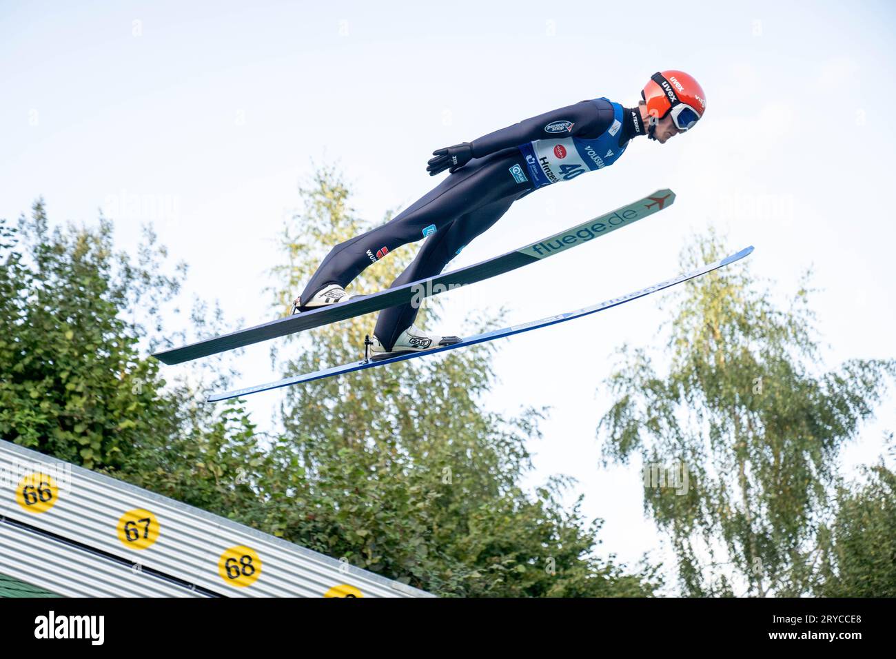 Hinzenbach, Autriche. 30 septembre 2023. Grand Prix d'été FIS Skisprung se déroulant sur la colline de saut à ski près d'Eferding, Germanys Stephan Leyhe dans les airs ©Andreas Stroh / Alamy Live News Banque D'Images