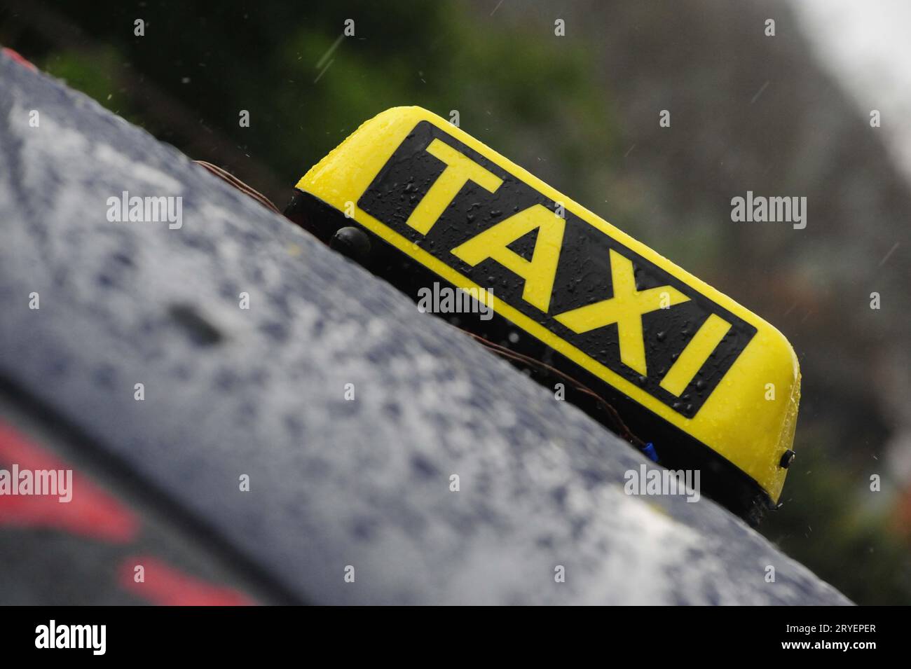 Enseigne sur le toit de la voiture Banque D'Images