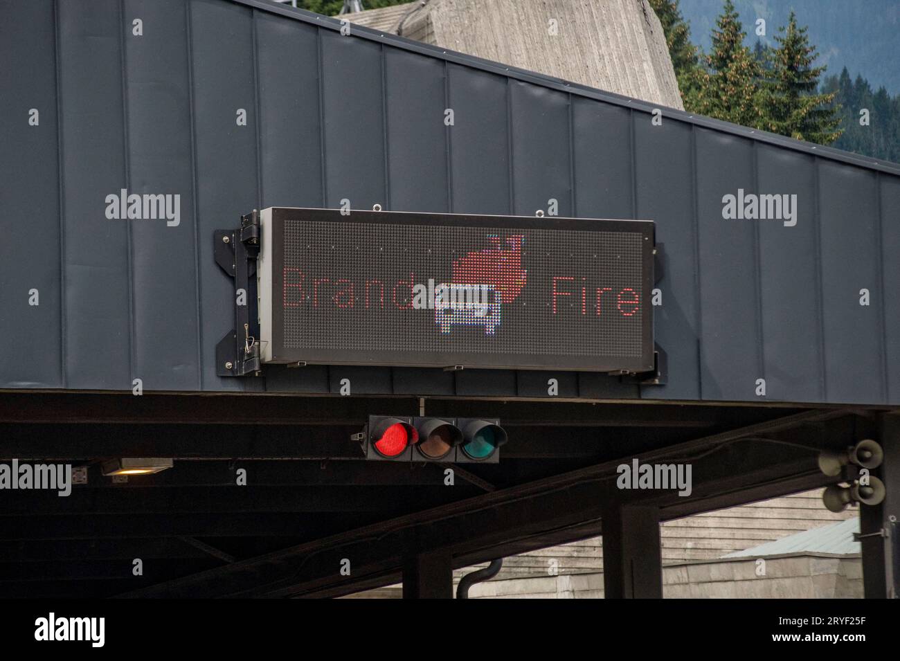 Incendie dans un tunnel Banque D'Images