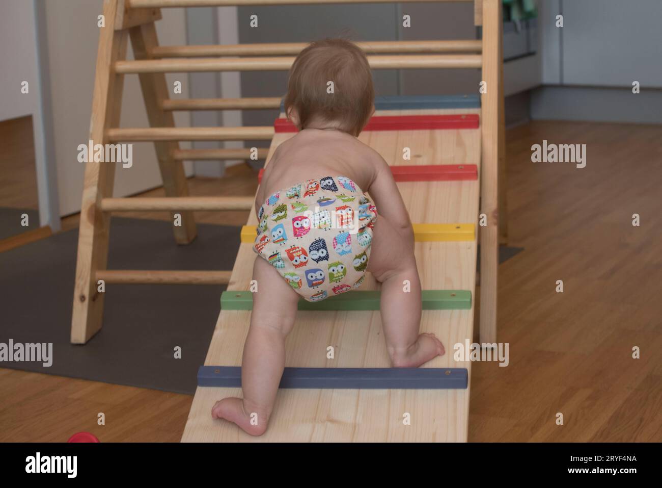 Couche bébé Banque de photographies et d’images à haute résolution - Alamy