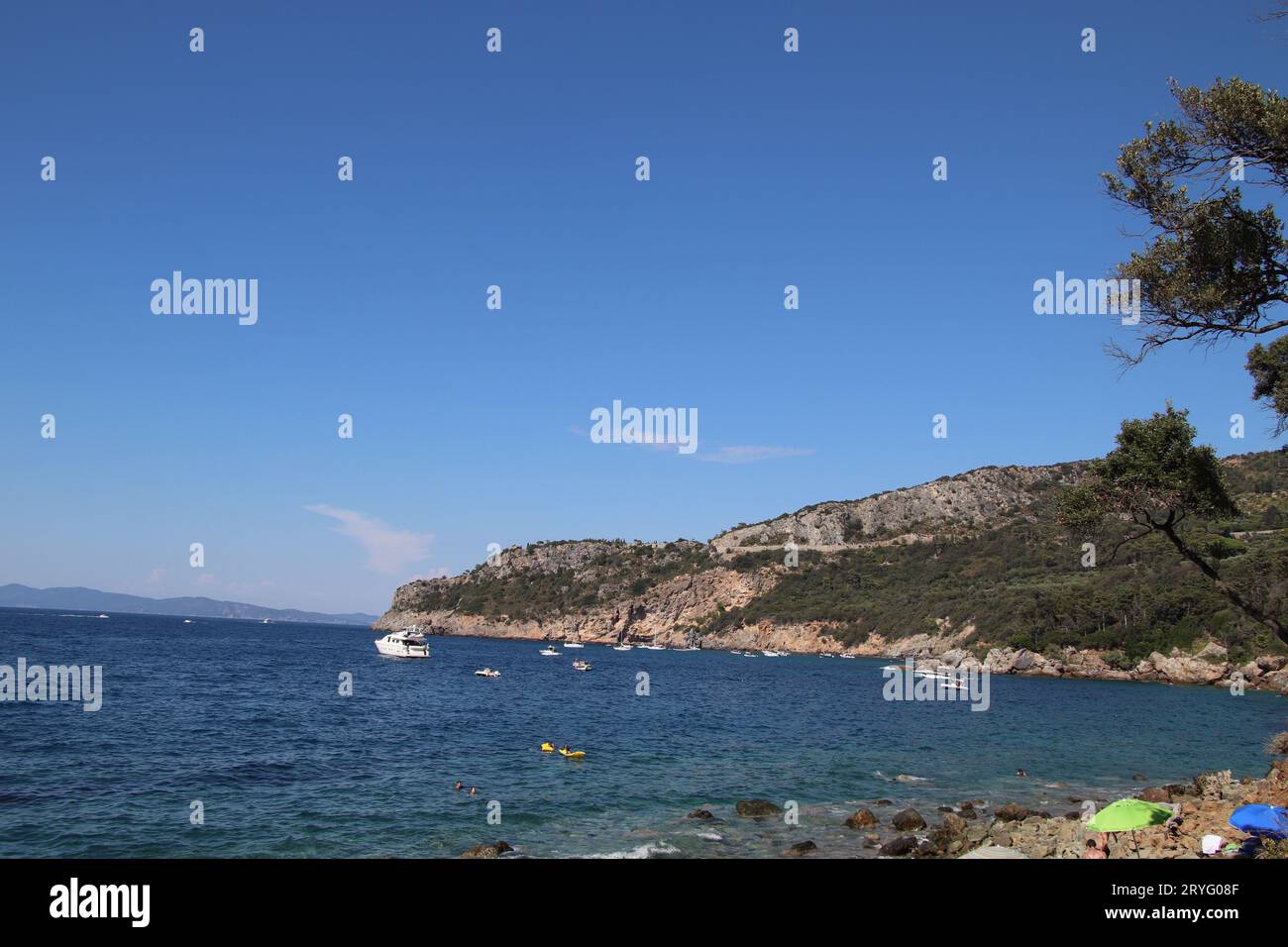 Monte Argentario, Grosseto, Toscane, Italie : le promontoire sur la mer Tirreno à été Banque D'Images