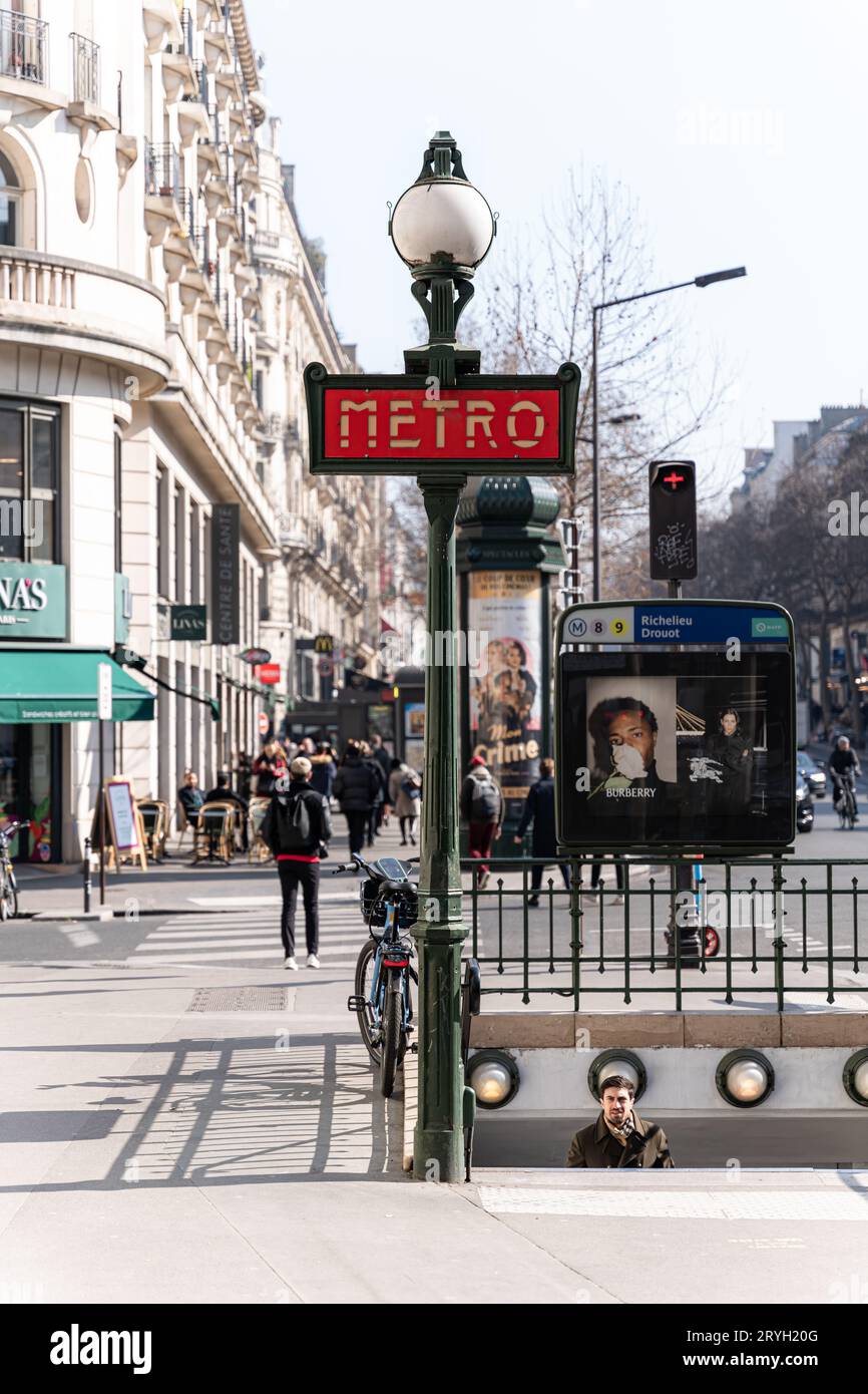 Metro paris Banque de photographies et d’images à haute résolution - Alamy