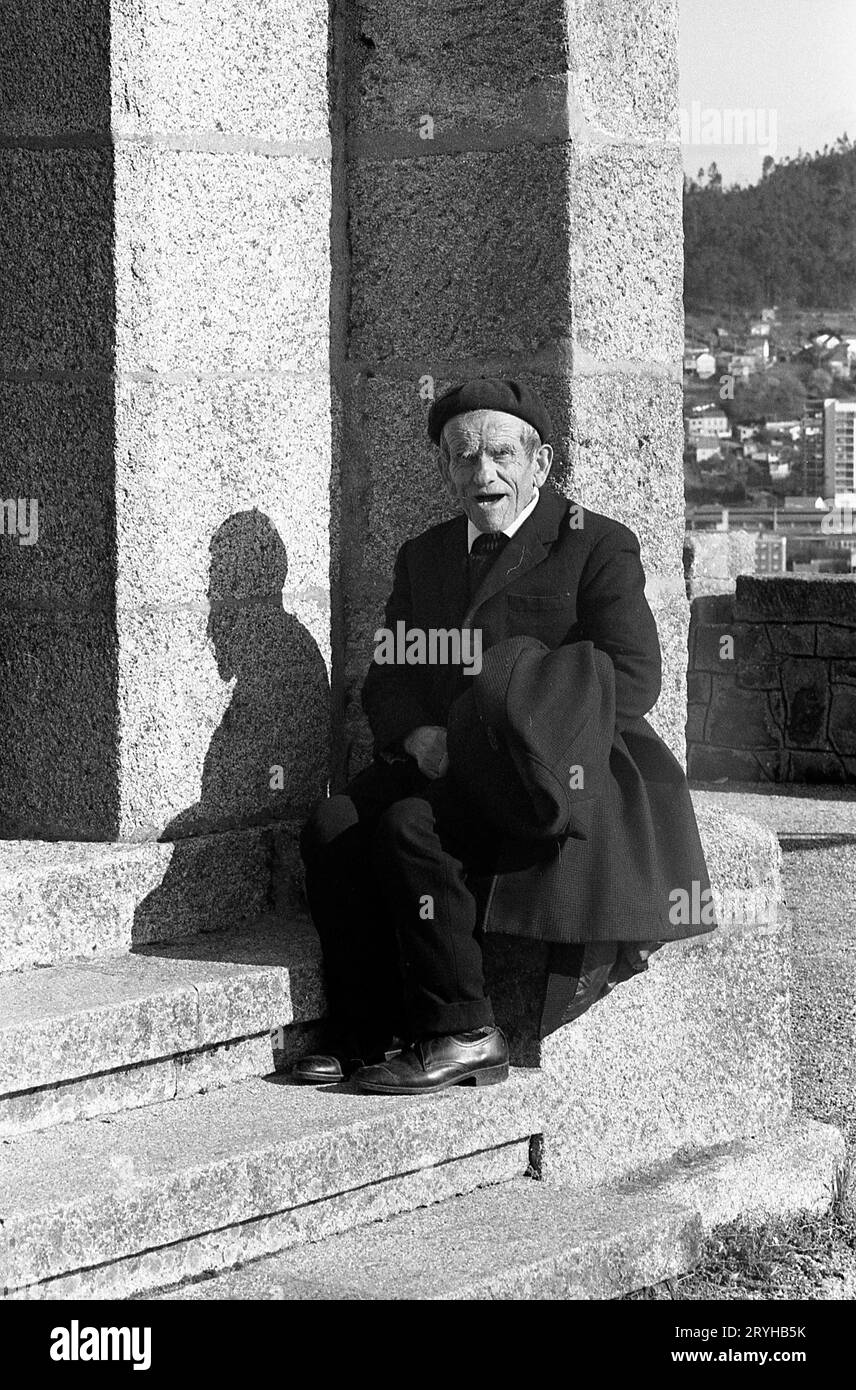 Senior galicien à Vigo, Pontevedra, Espagne Banque D'Images