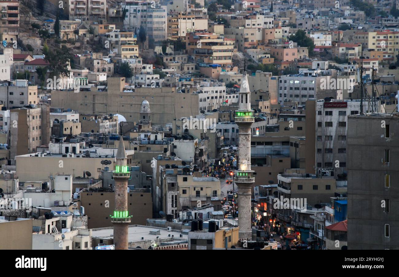 Le paysage urbain de la capitale d'Amman, la Jordanie Asie, la nuit Banque D'Images