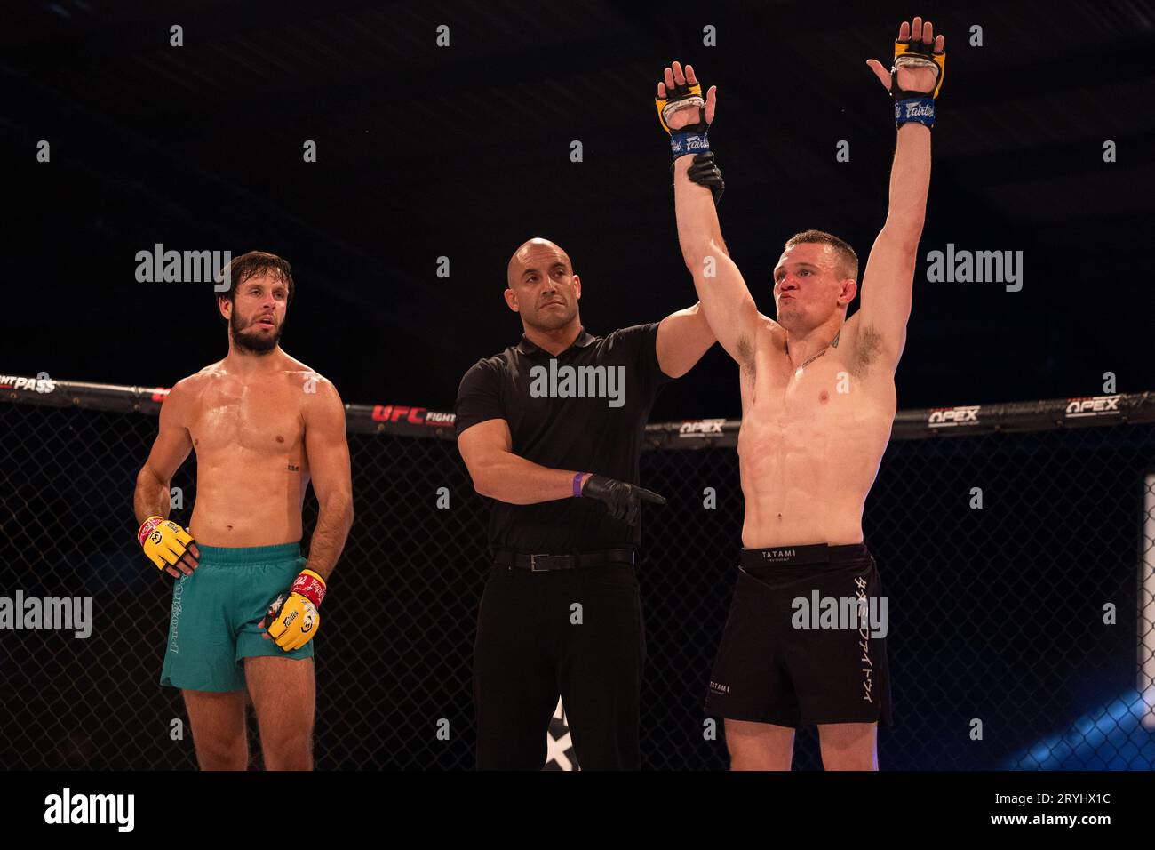 Rory Evans soumet Adam Wilson lors de l'événement cage Warriors 160 MMA au BEC Arena, Manchester le vendredi 29 septembre 2023. (Photo : Pat Scaasi | MI News) crédit : MI News & Sport / Alamy Live News Banque D'Images