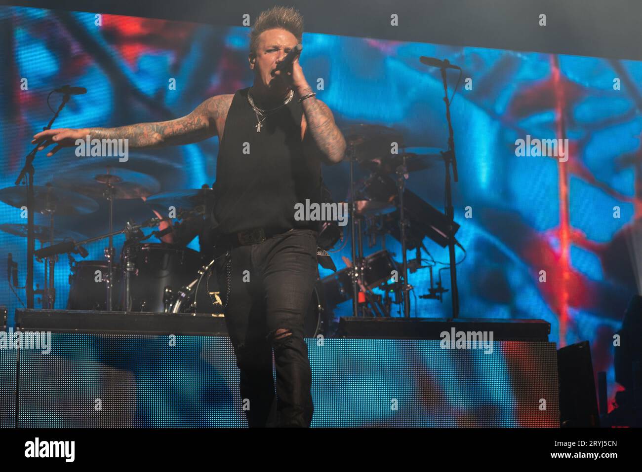 Hollywood, États-Unis. 30 septembre 2023. Jacoby Shaddix joue avec Papa Roach au Hard Rock Live le 30 septembre 2023. La performance faisait partie de la tournée Revolutions Live. (Photo de Geoffrey Clowes/Sipa USA) crédit : SIPA USA/Alamy Live News Banque D'Images