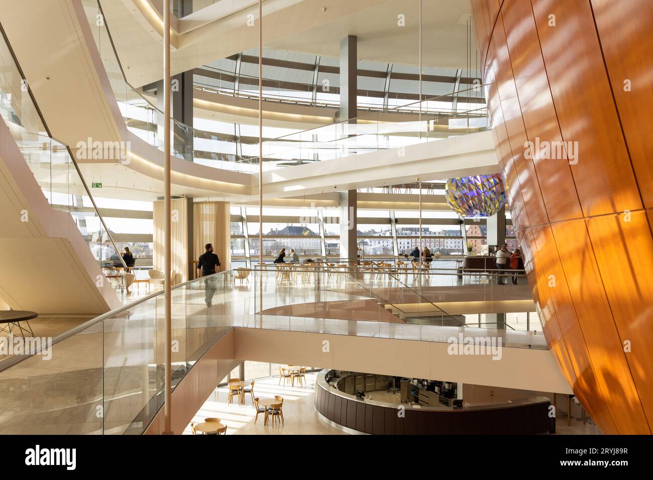 Intérieur de l'Opéra royal danois conçu par Henning Larsen Architects Banque D'Images