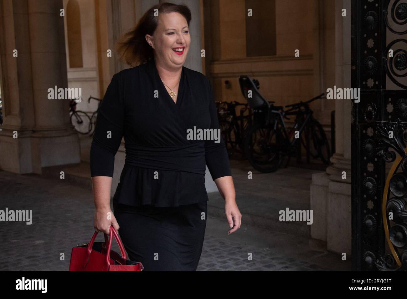 Londres, Royaume-Uni. 12 septembre 2023. Victoria Prentis - le procureur général arrive pour une réunion du cabinet à Downing Street. Crédit : Justin ng/Alamy. Banque D'Images