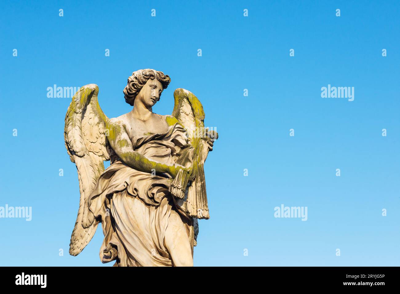 Statue d'ange sur le pont au Castel Sant`Angelo, Rome, Italie Banque D'Images