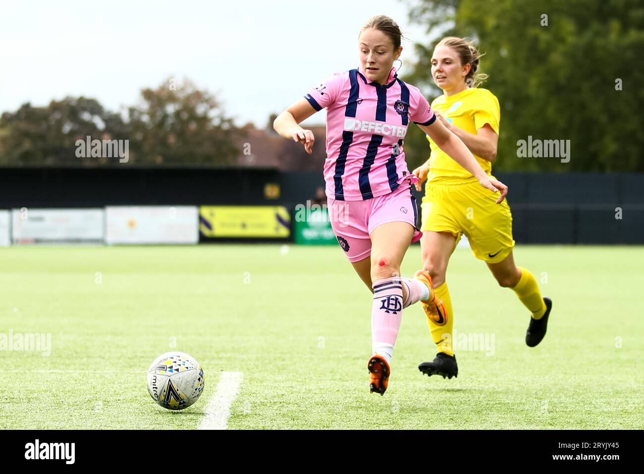 Londres, Royaume-Uni. 01 octobre 2023. Londres, Angleterre, 1 octobre 2023 : Jodie Lodge (2 Dulwich Hamlet) en action lors de la FA Cup Femme : match de qualification au 2e tour entre Barking et Dulwich Hamlet au Barking football Club à Londres, Angleterre. (Liam Asman/SPP) crédit : SPP Sport Press photo. /Alamy Live News Banque D'Images