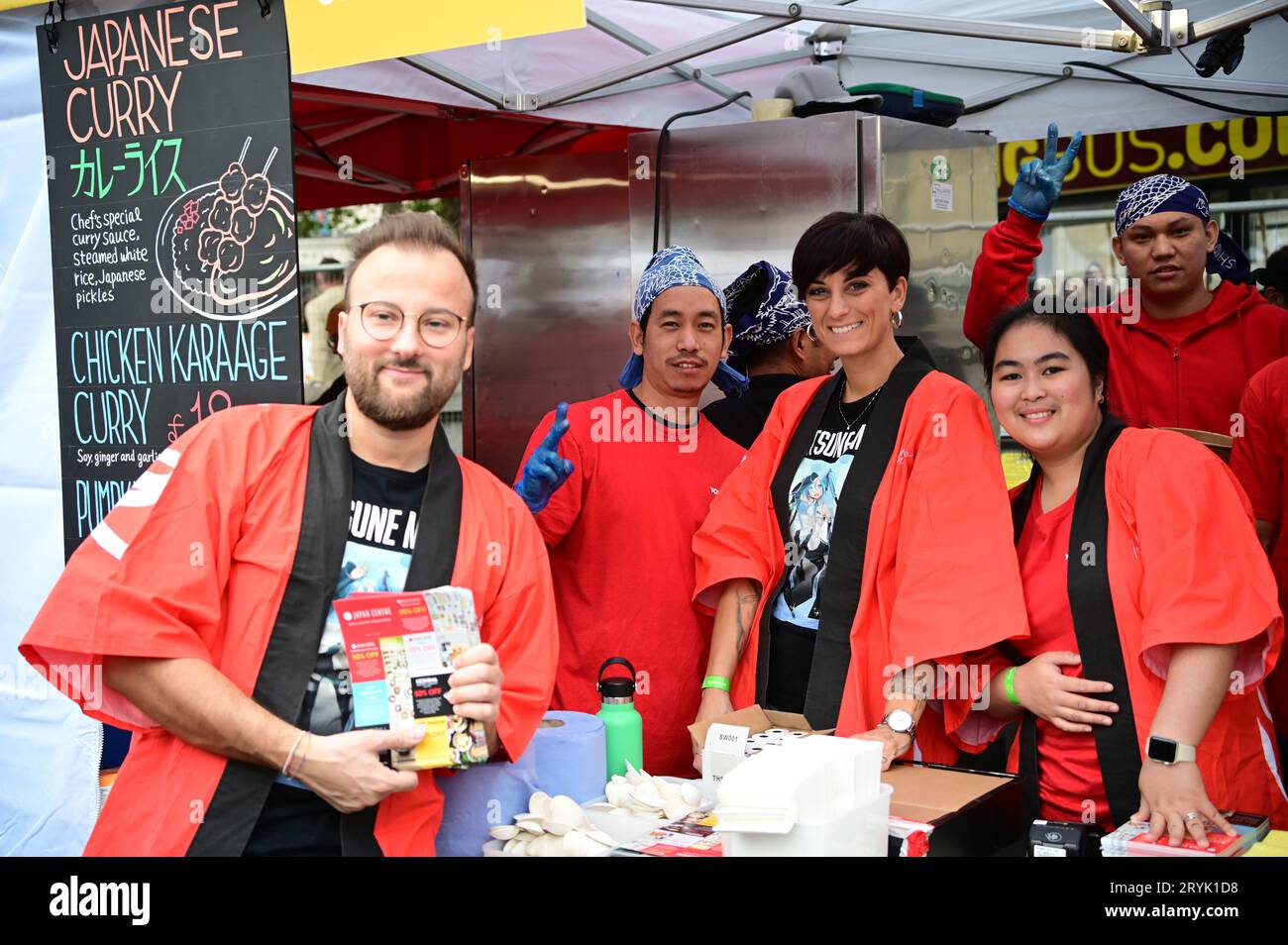 Londres, Royaume-Uni. 1 octobre 2023. Le Japan Matsuri Festival est de retour à Trafalgar Square, Londres, Royaume-Uni, pour la culture japonaise, les danses, performances, aliments et boissons. Crédit : Voir Li/Picture Capital/Alamy Live News Banque D'Images