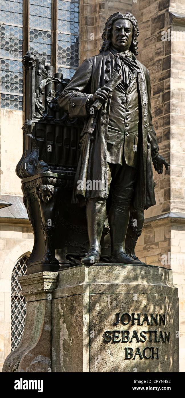 Nouveau monument de Bach au Thomaskirchhof par Carl Seffner, Leipzig, Saxe, Allemagne, Europe Banque D'Images