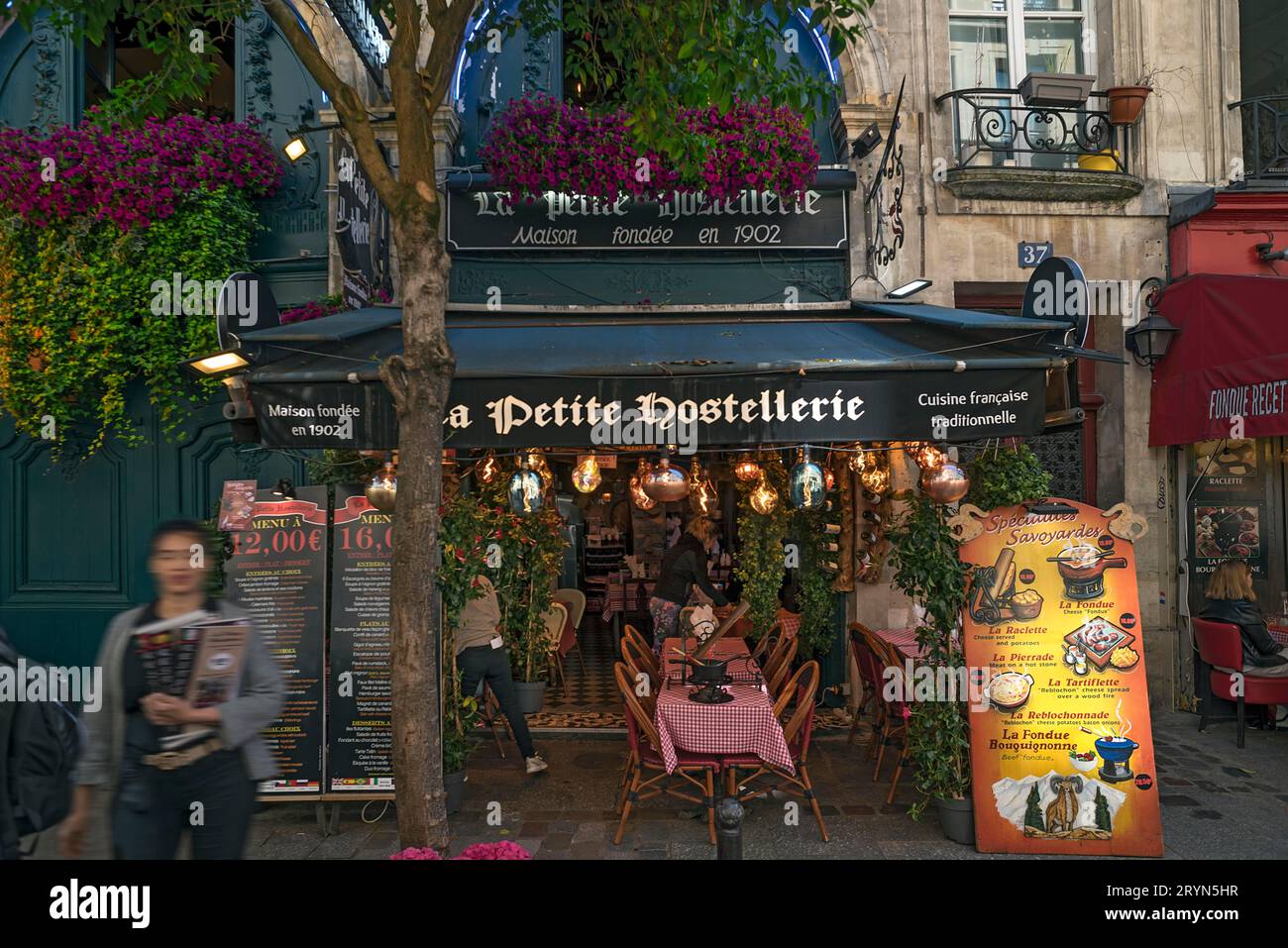 Restaurant la petite Hostellerie rue de la Harpe, restaurant touristique, Paris, France Banque D'Images
