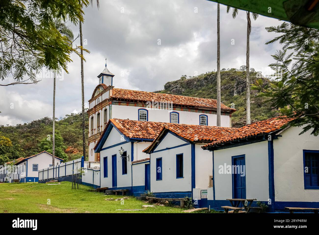 Bâtiments du village abandonné Biribiri, parc national de Biribiri, Minas Gerais, Brésil Banque D'Images