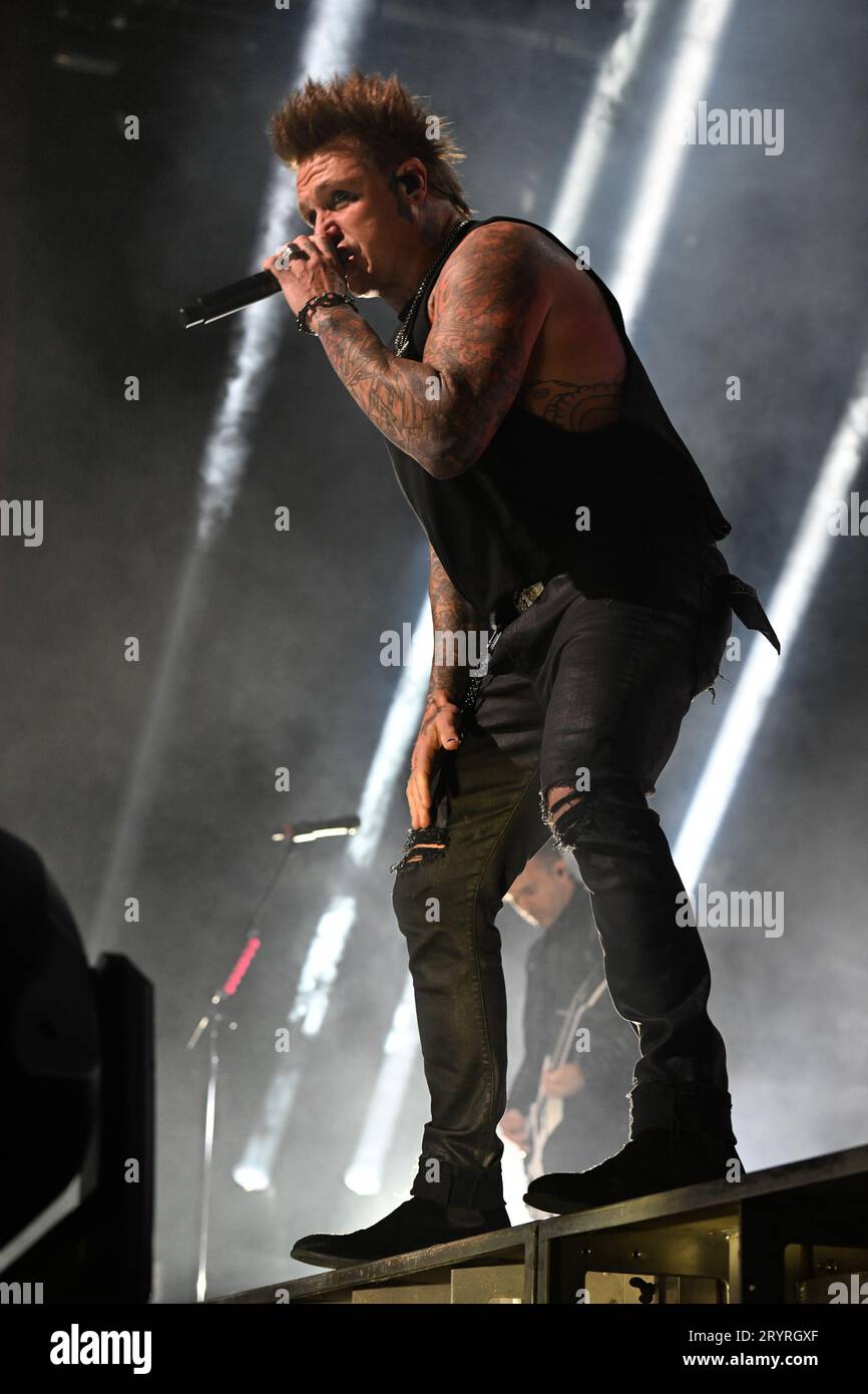 Hollywood FL, États-Unis. 30 septembre 2023. Papa Roach se produit lors de la tournée Revolutions Live Tour au Hard Rock Live au Seminole Hard Rock Hotel & Casino le 30 septembre 2023 à Hollywood, en Floride. Crédit : Mpi04/Media Punch/Alamy Live News Banque D'Images