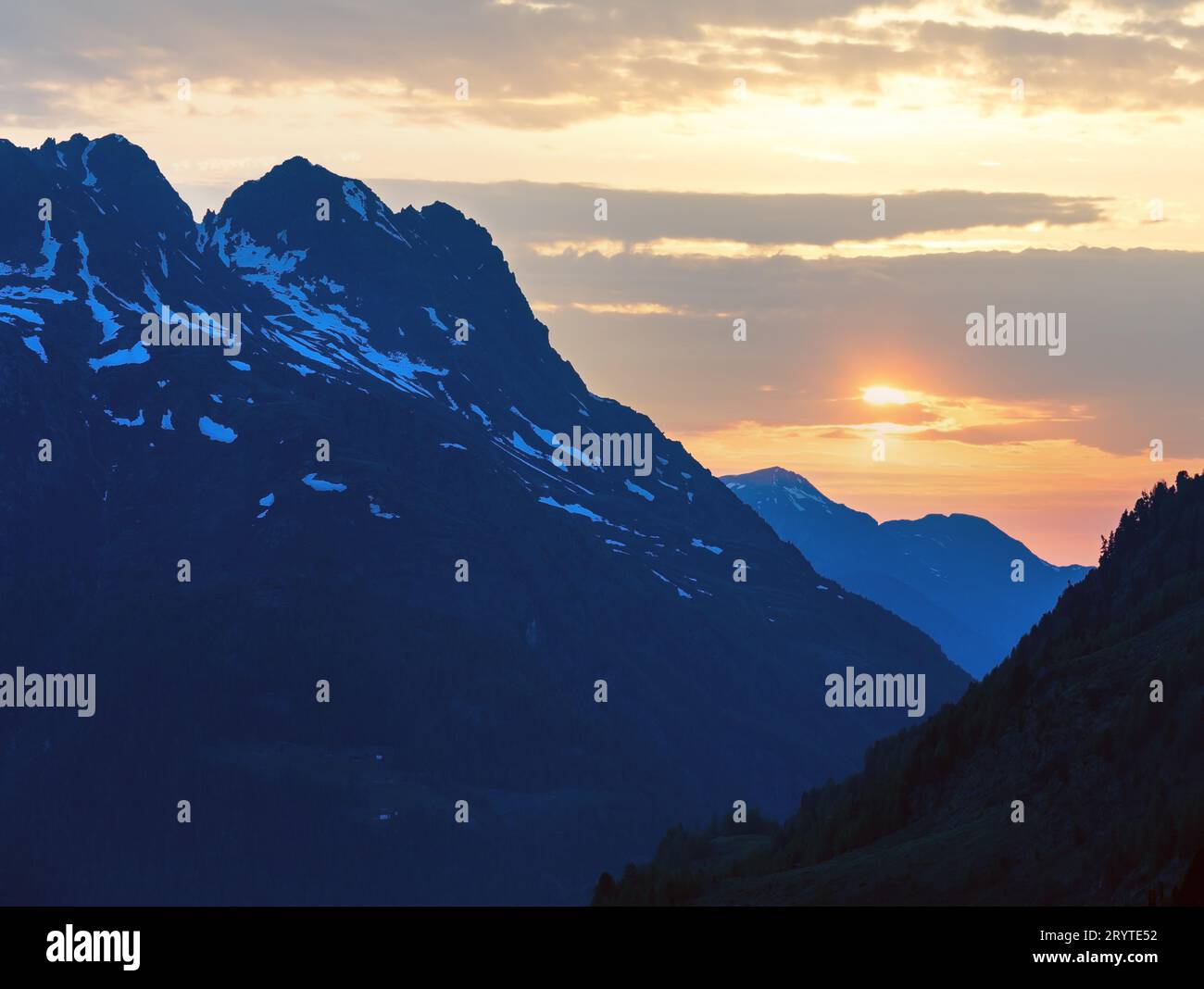 Sunset mountain landscape (Timmelsjoch, Autriche ). Banque D'Images
