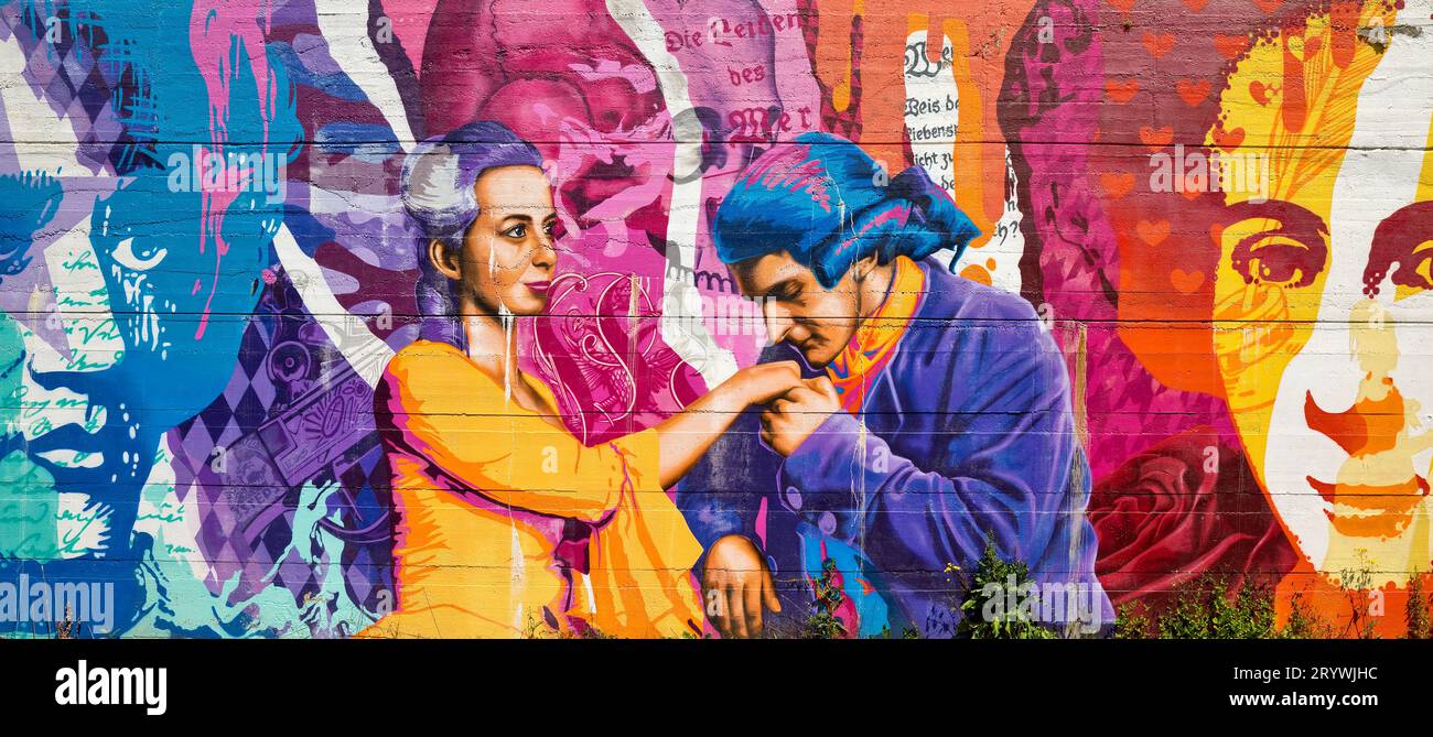 Graffiti coloré avec Charlotte Buff et Johann Wolfgang von Goethe, Altstadt, Wetzlar, Allemagne Banque D'Images