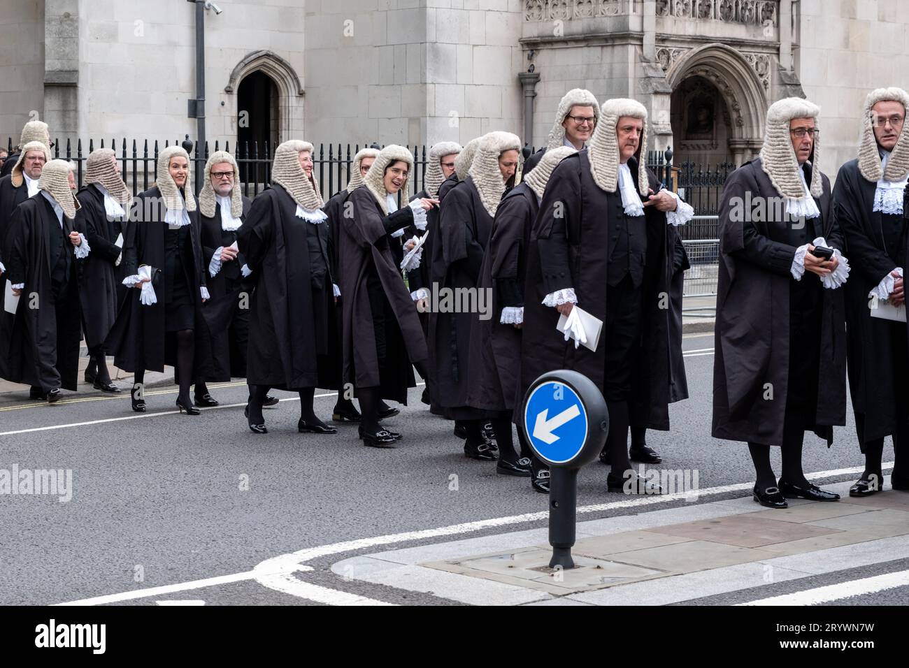 Londres, Angleterre, Royaume-Uni. 2 octobre 2023. Petit déjeuner du Lord Chancellor. Les membres de la magistrature britannique font leur chemin de l'abbaye de Westminster à la Banque D'Images