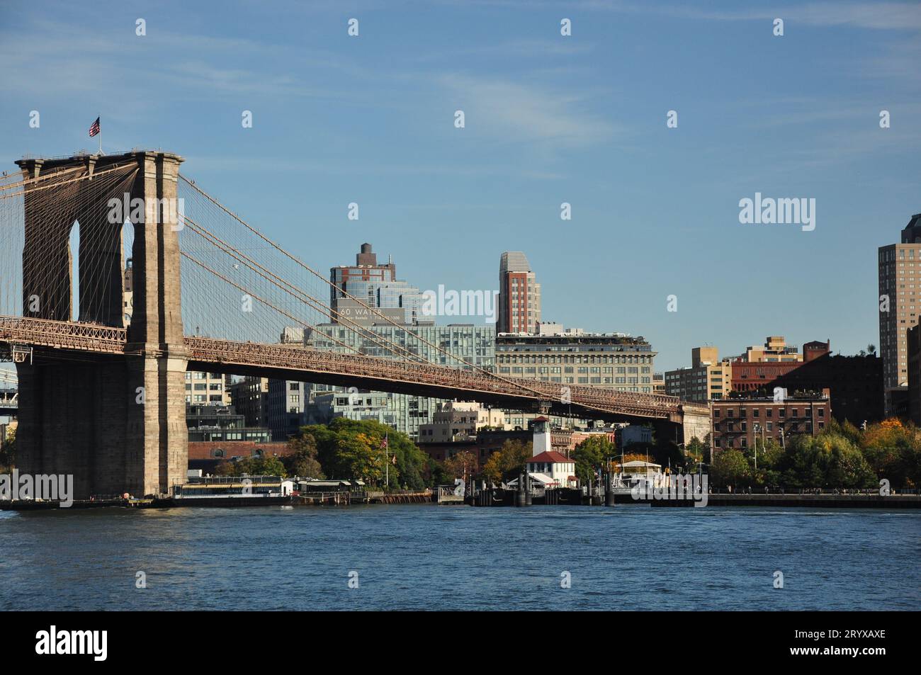 Magnifique photo du pont de Brooklyn et de la rivière Hudson, New York Banque D'Images